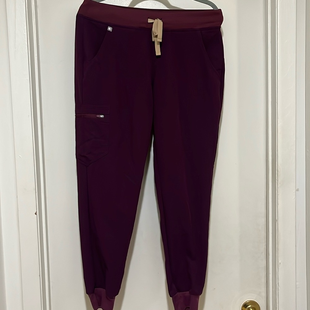 Fix Zamora joggers size medium color deep purple